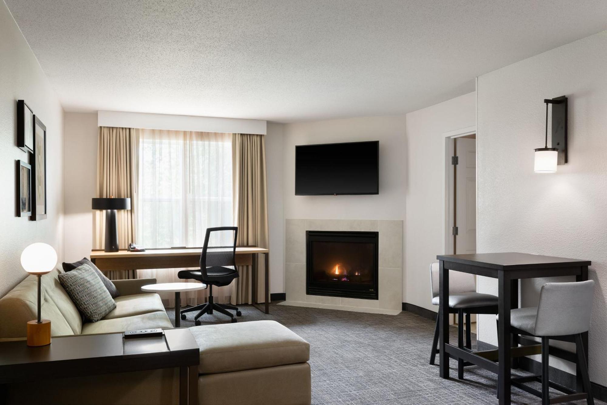 Residence Inn By Marriott Madison West/Middleton Exterior foto